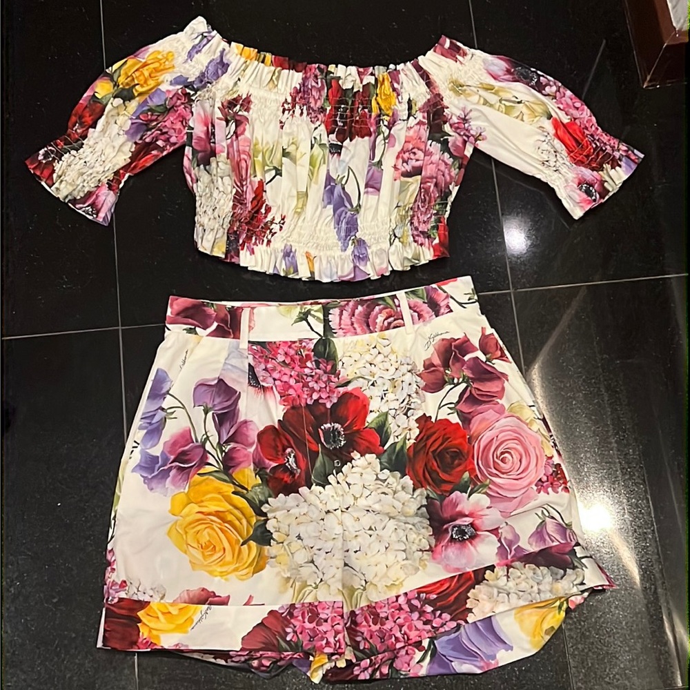 Dolce and gabbana floral crop top and shorts